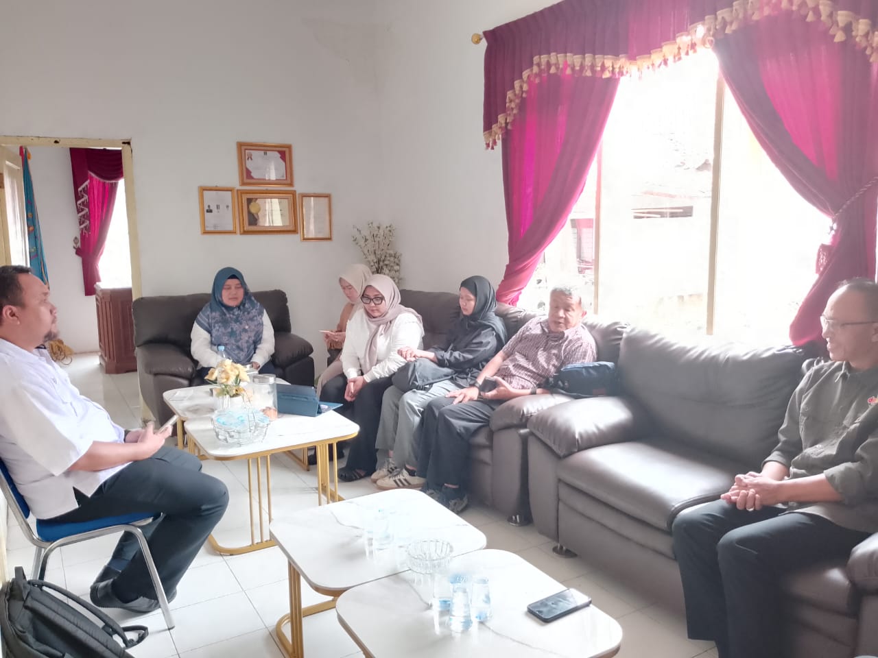 Uji Petik Bantuan Kendaraan Sampah, DPMD dan Inspektorat Provinsi Jawa Barat Kunjungi Desa Kertayasa