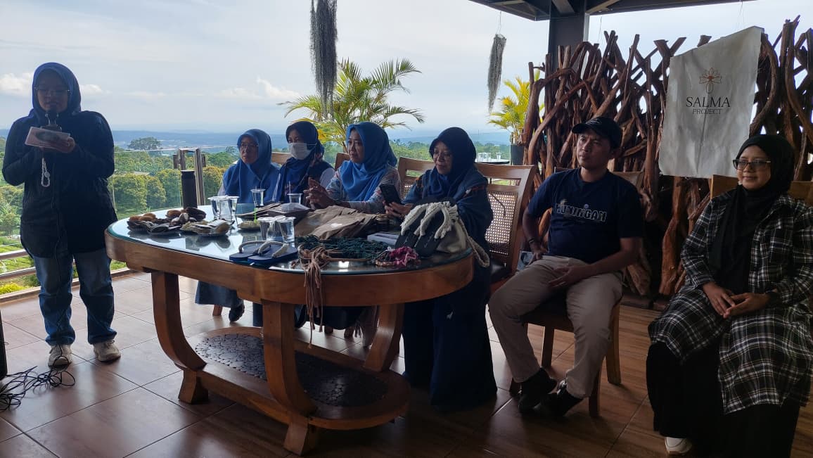 Kader Berkarya, Desa Berdaya: Sinergi Inovasi, Kreativitas, dan Kesehatan di Kertayasa